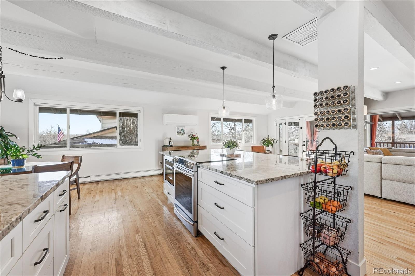 2711 S Pierce Street