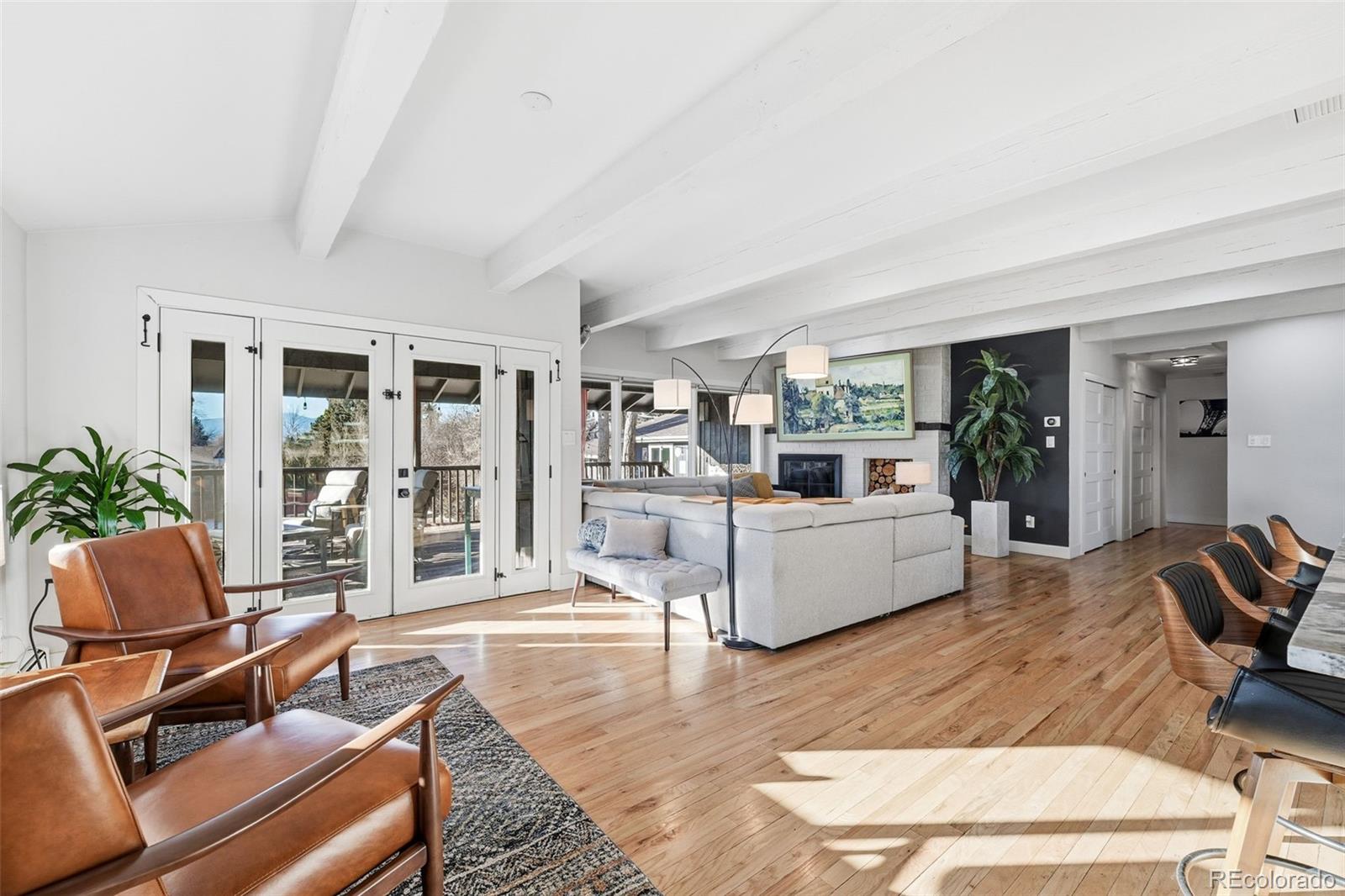 2711 S Pierce Street