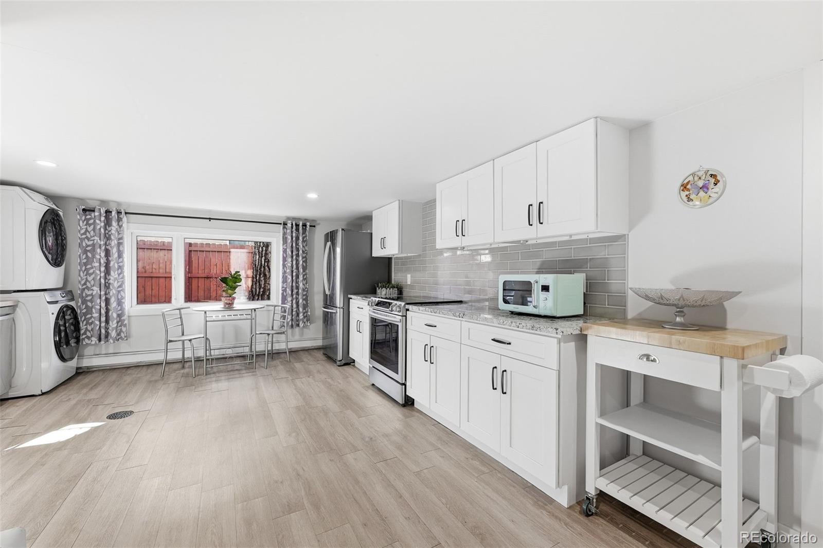 2711 S Pierce Street