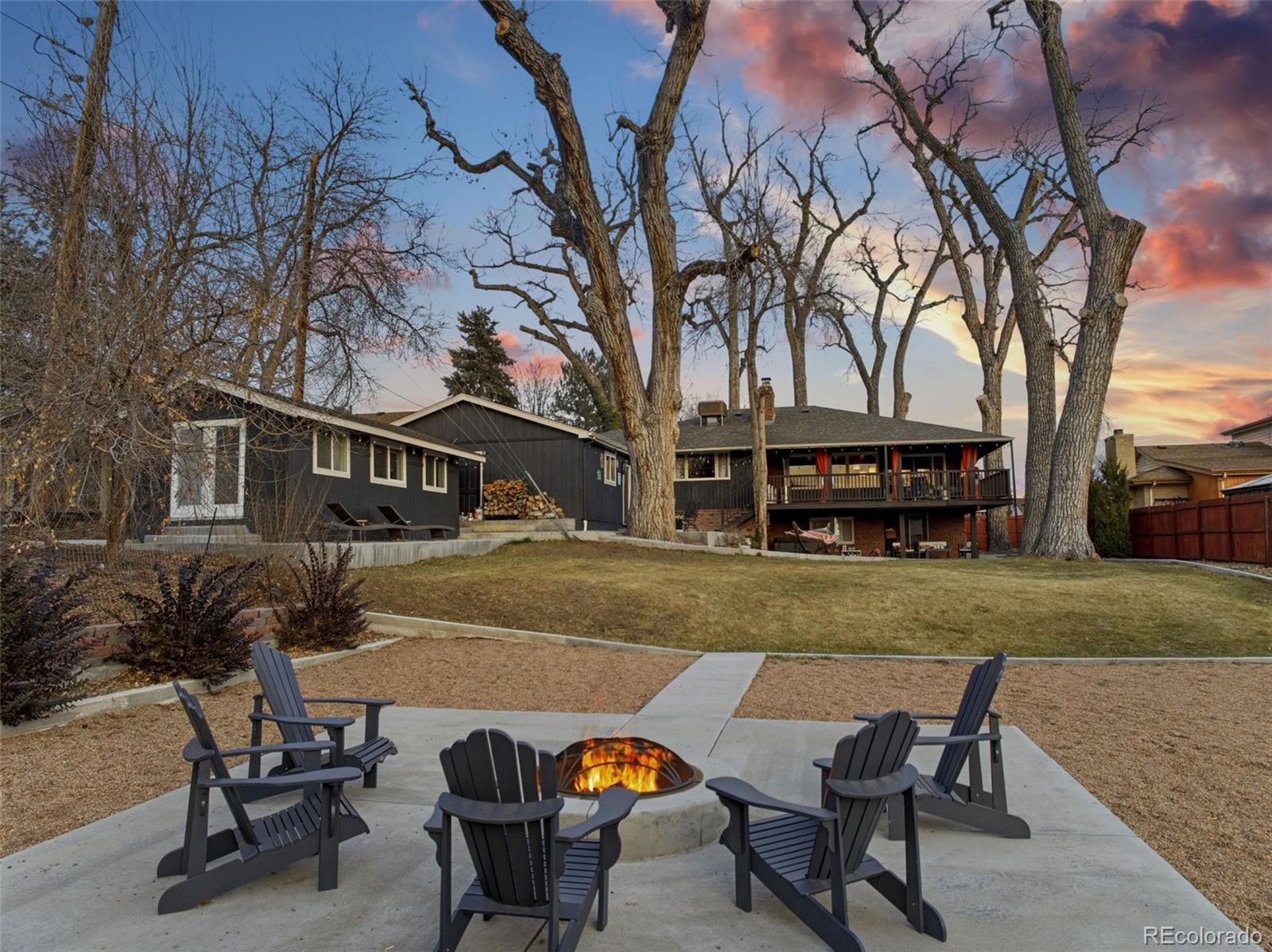 2711 S Pierce Street