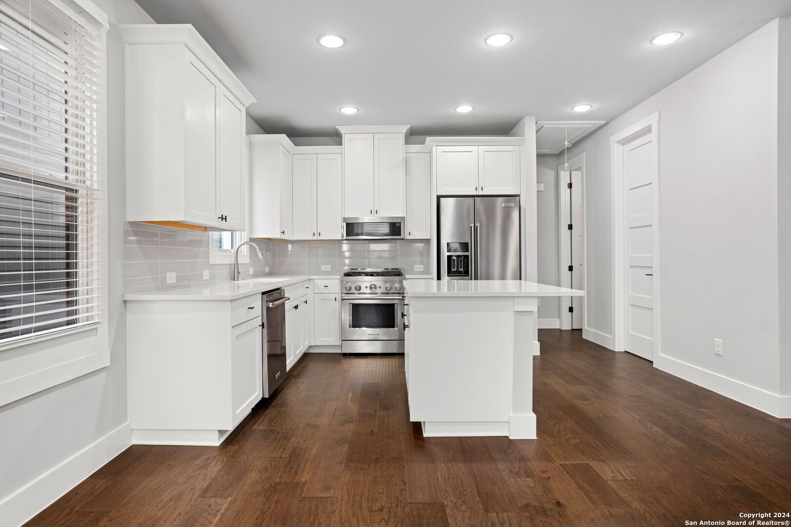 311 E EVERGREEN ST Bldg 12