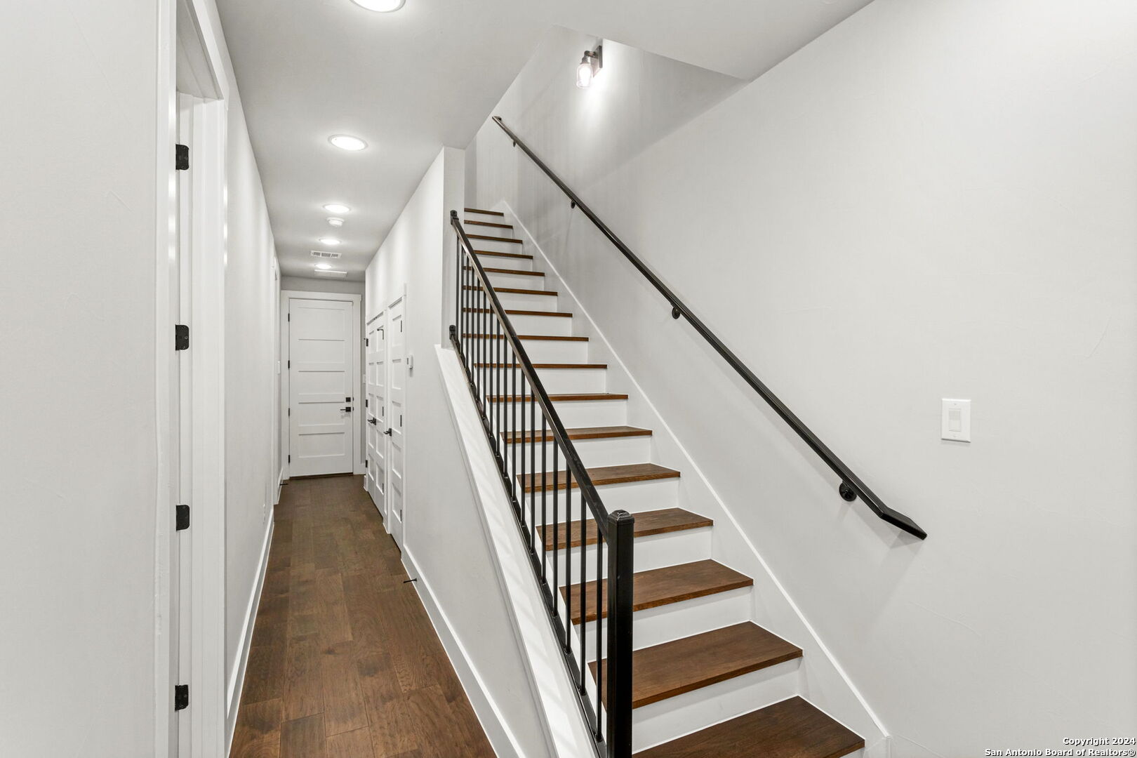 311 E EVERGREEN ST Bldg 12