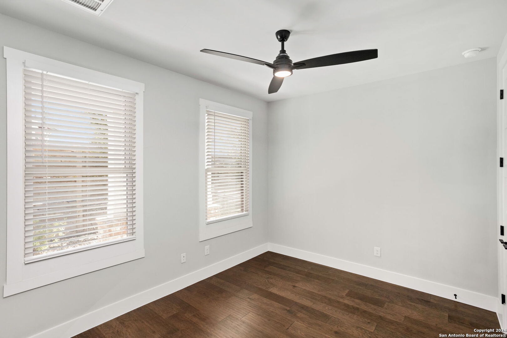 311 E EVERGREEN ST Bldg 12