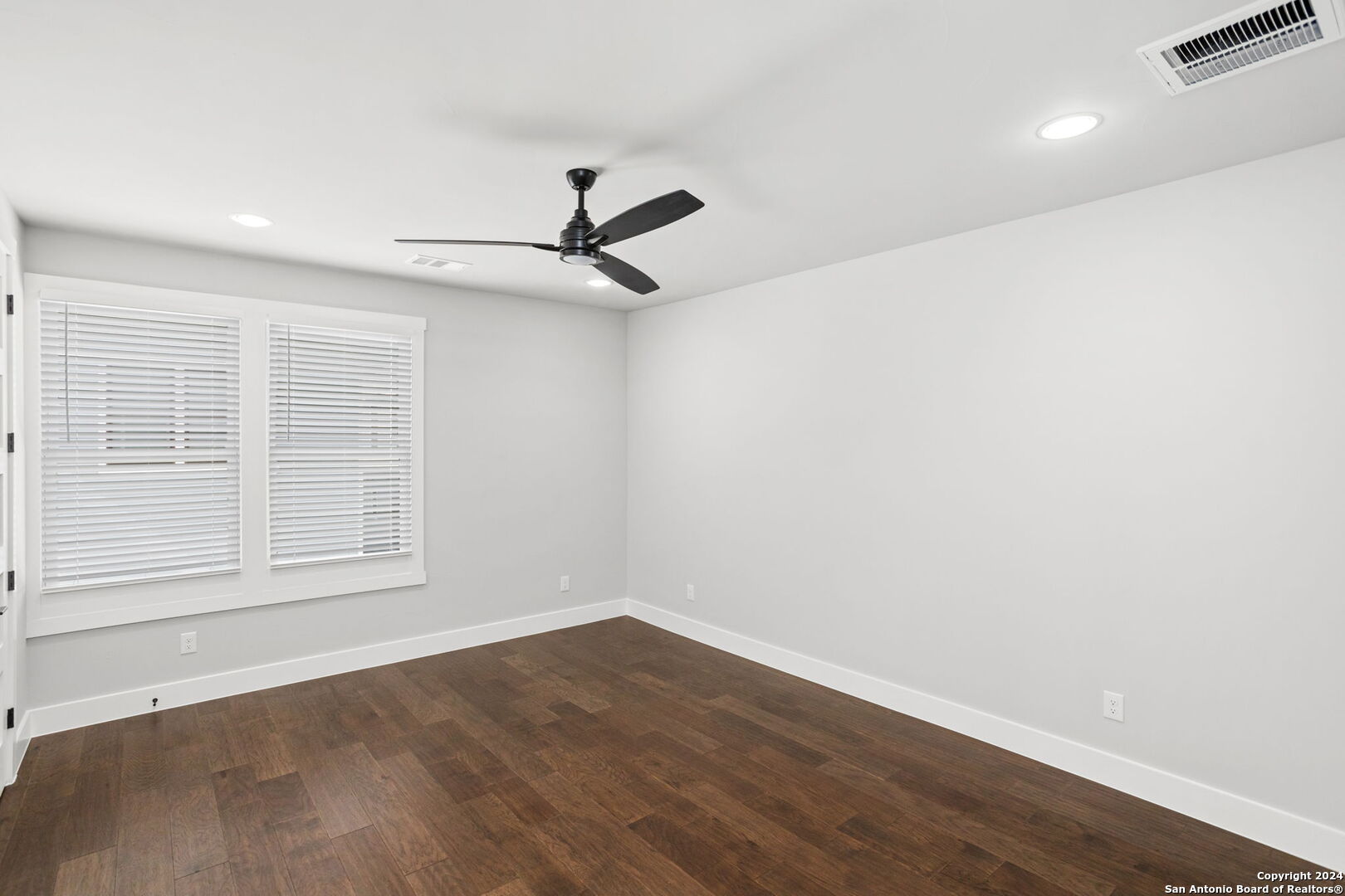 311 E EVERGREEN ST Bldg 12