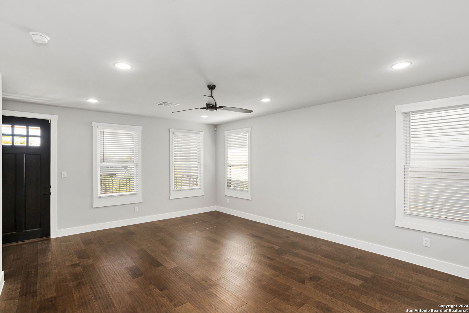 311 E EVERGREEN ST Bldg 12