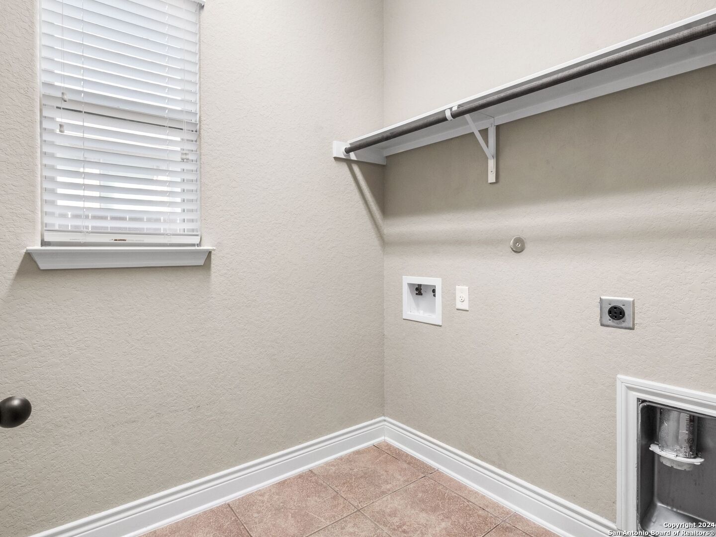 102 Alder Woods