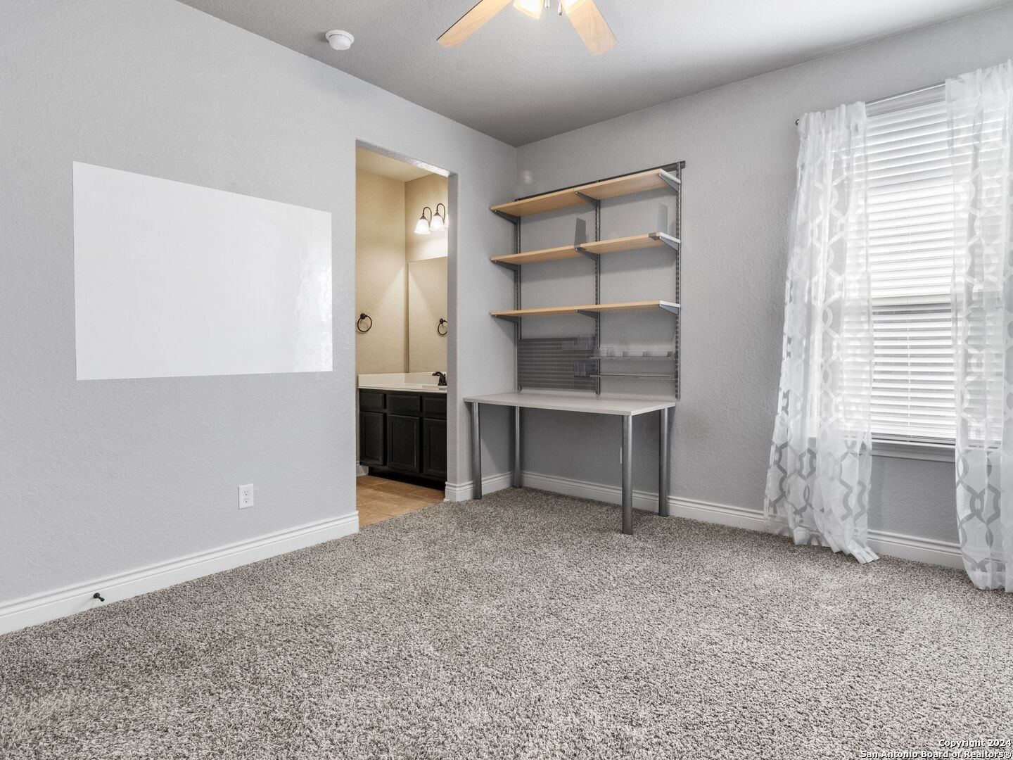 102 Alder Woods