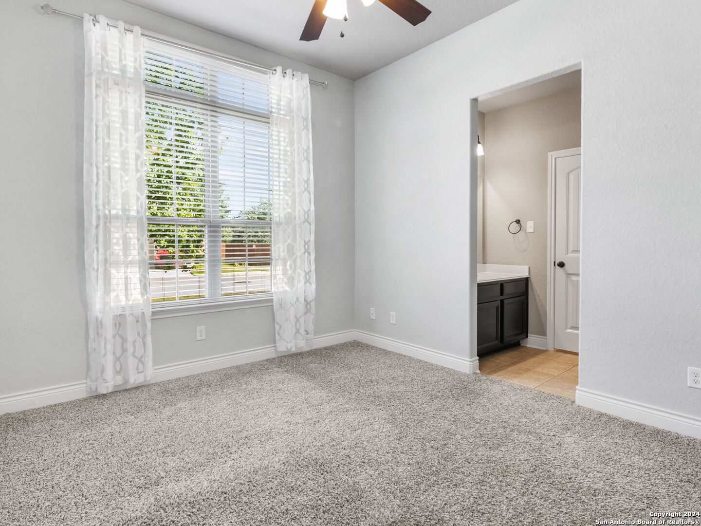 102 Alder Woods