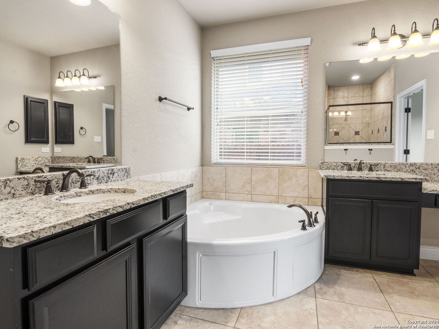 102 Alder Woods