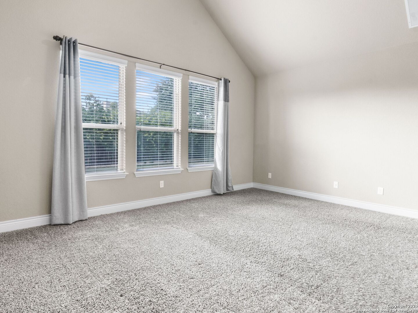 102 Alder Woods