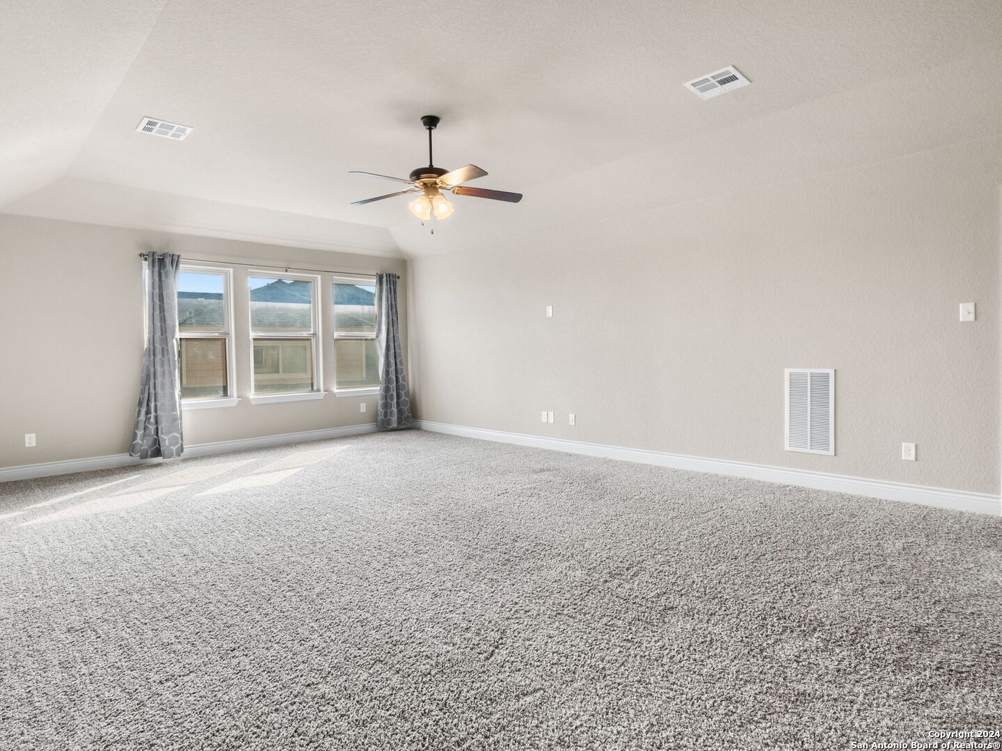 102 Alder Woods