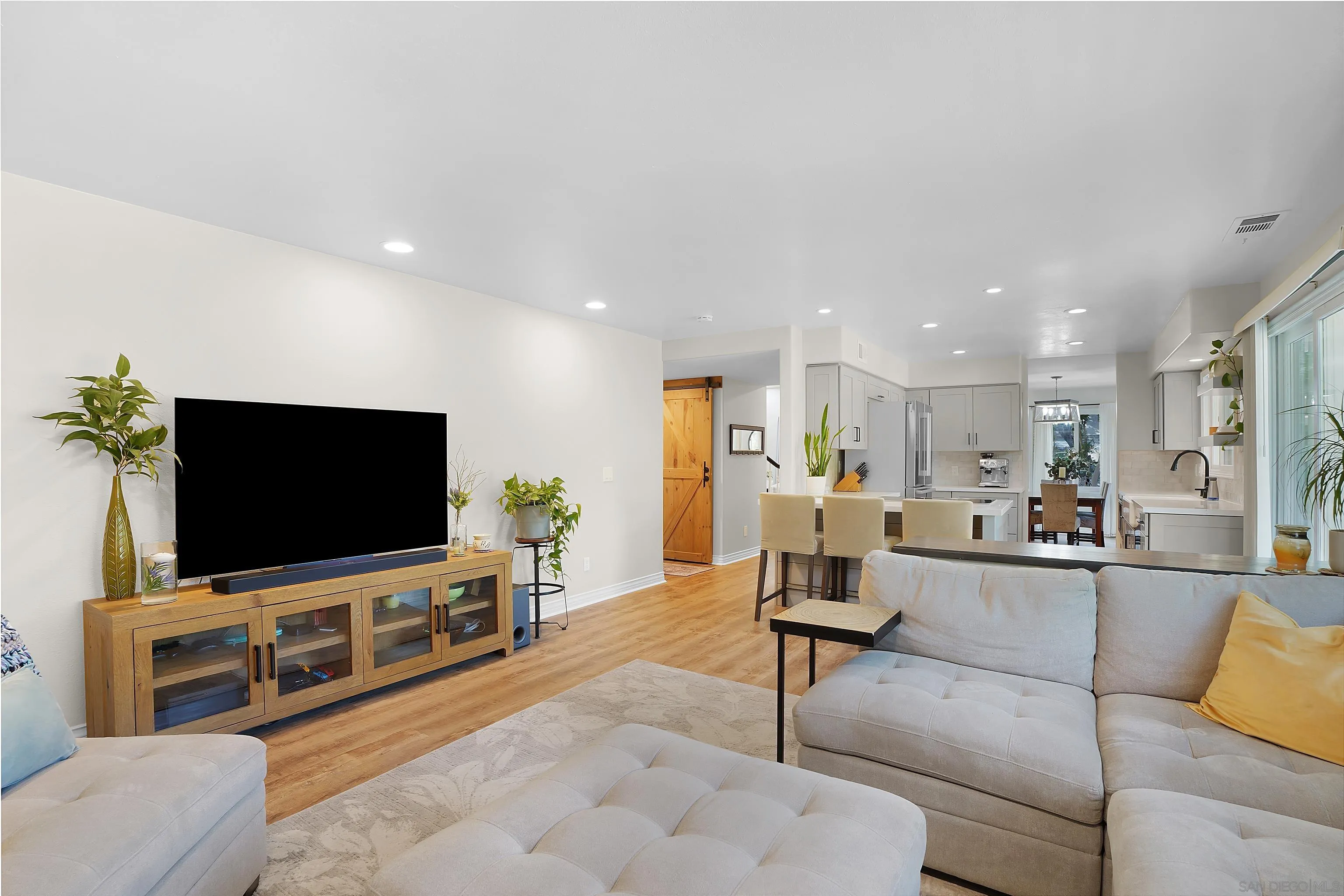 9546 Sage Hill Way