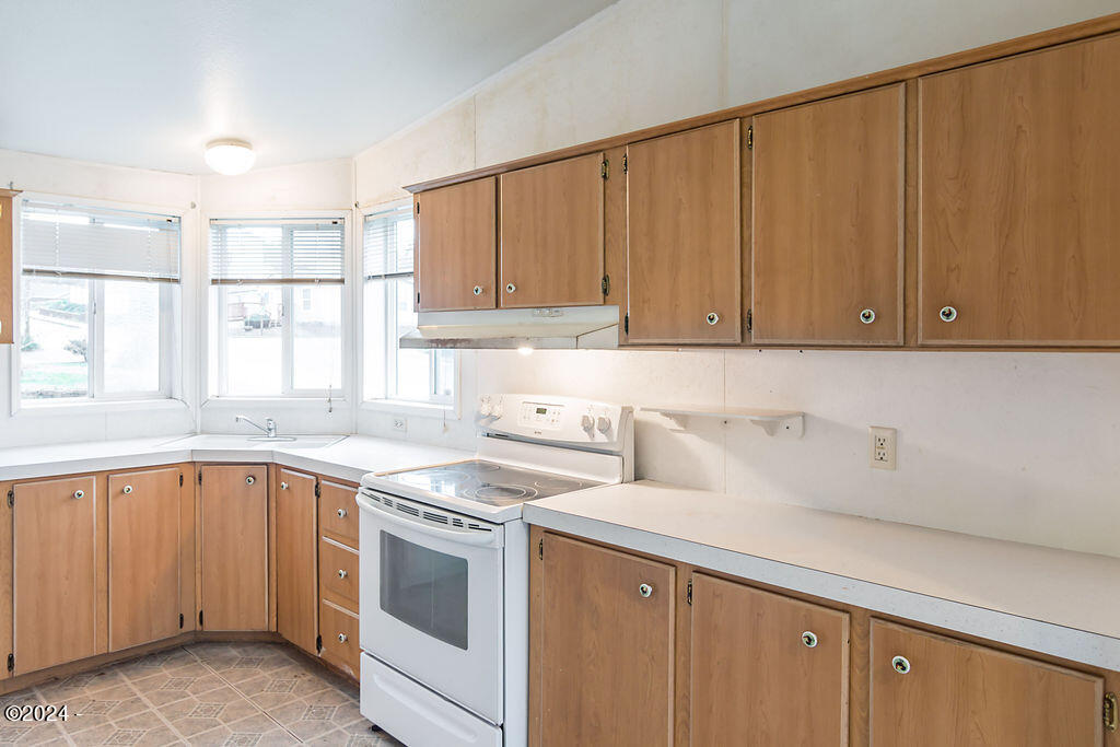 2840 NE 45th Street