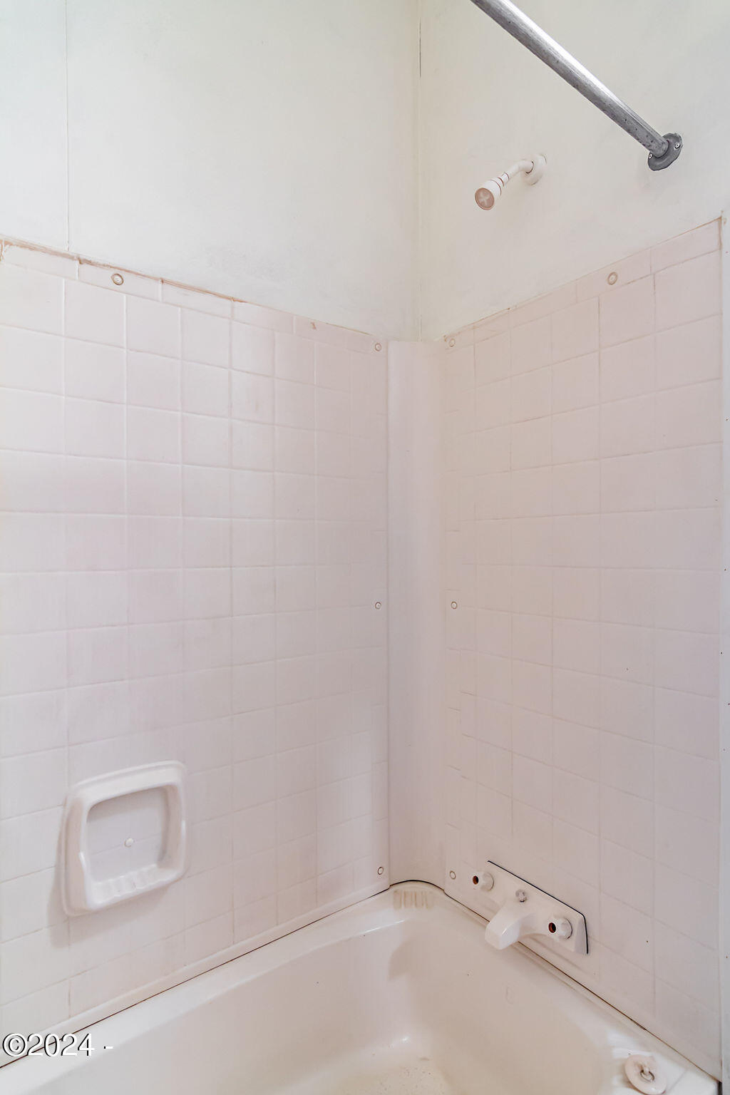 2840 NE 45th Street