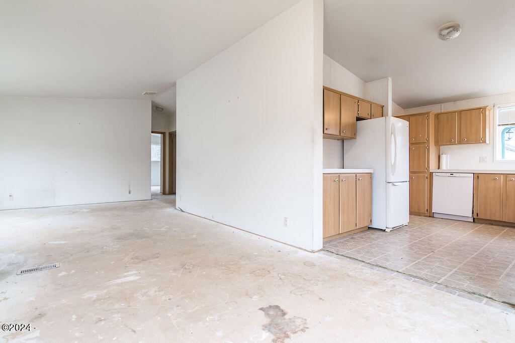 2840 NE 45th Street