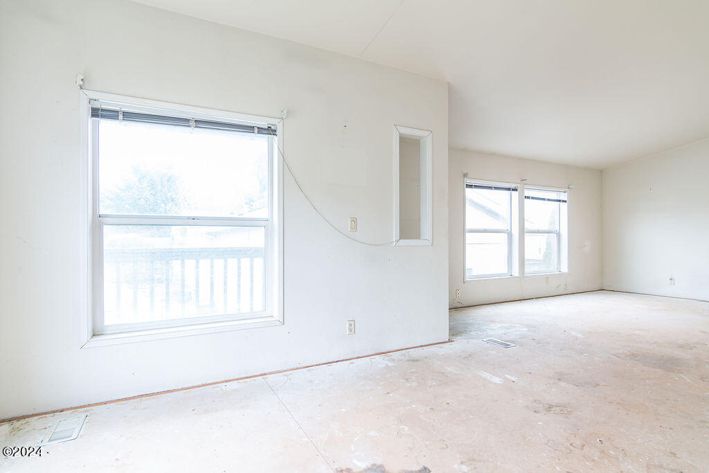 2840 NE 45th Street