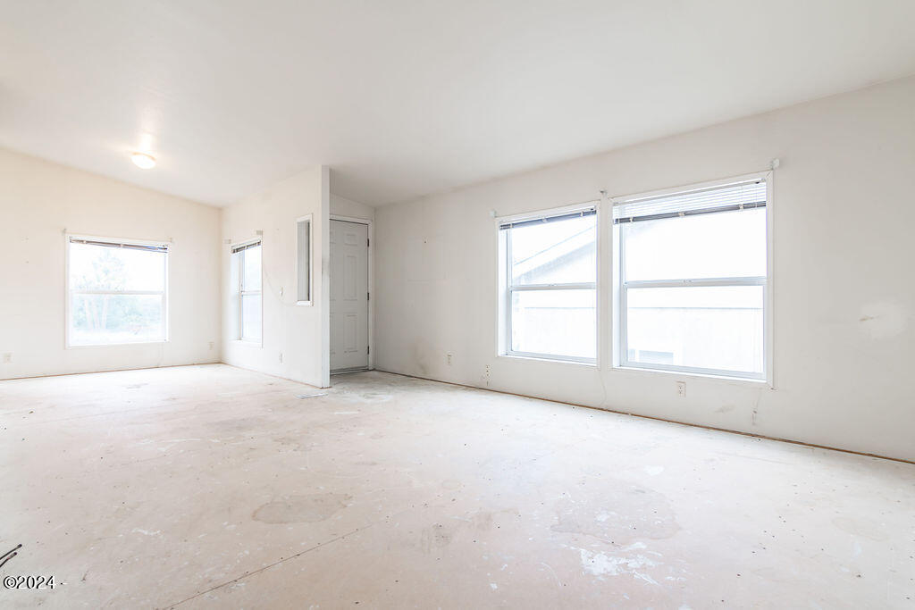 2840 NE 45th Street