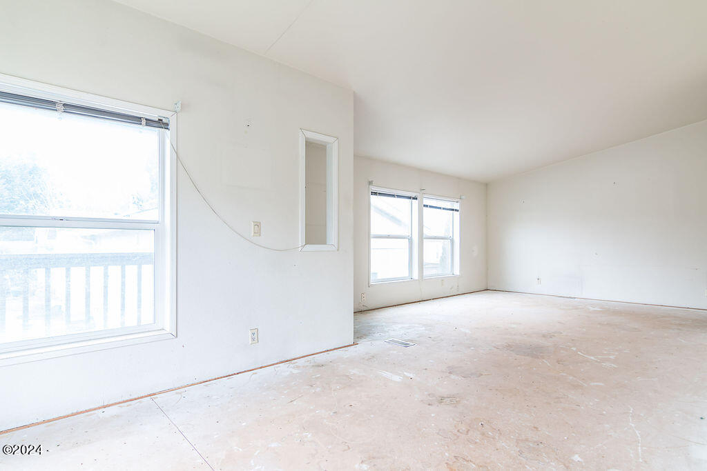 2840 NE 45th Street