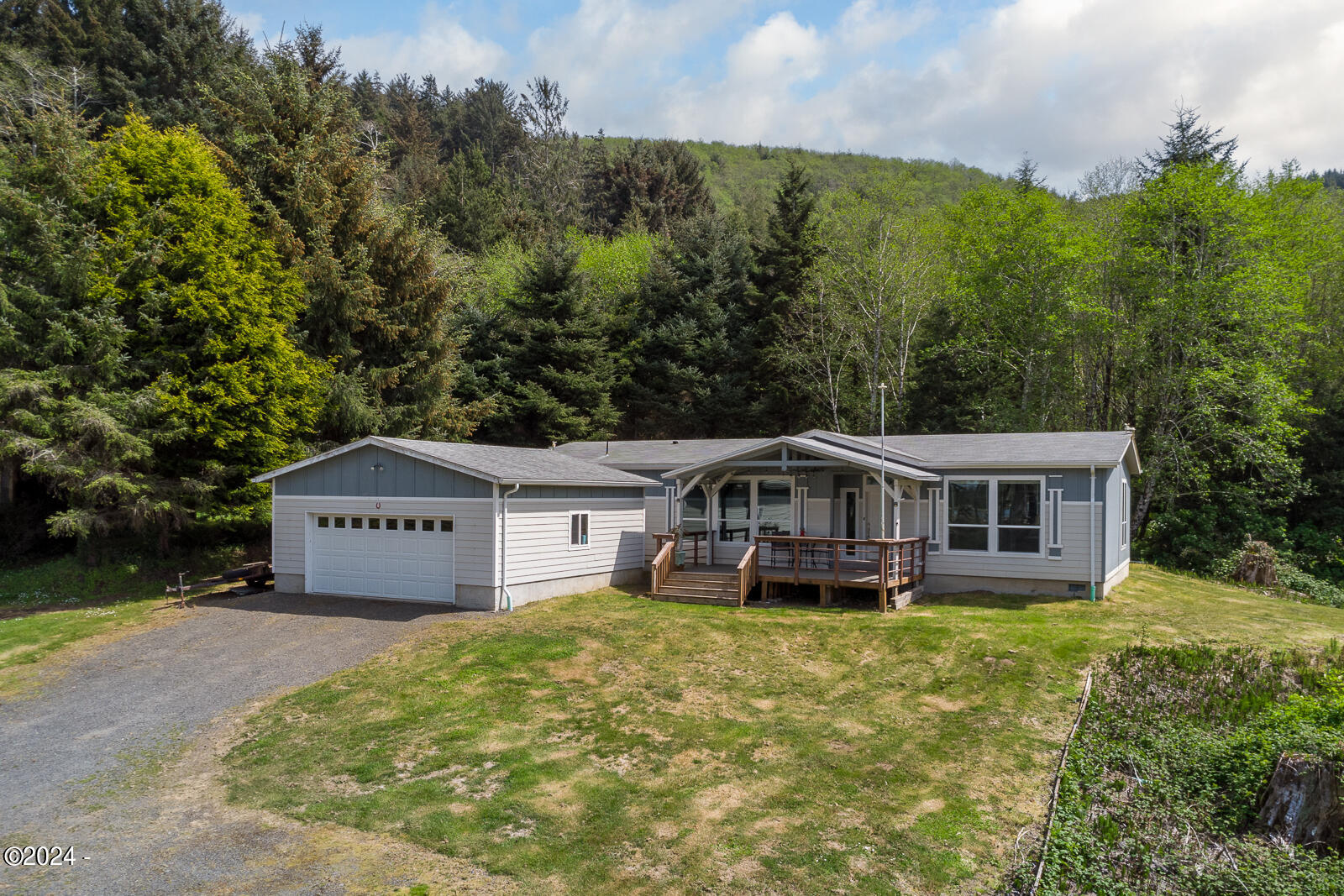 25945 Sandlake Road
