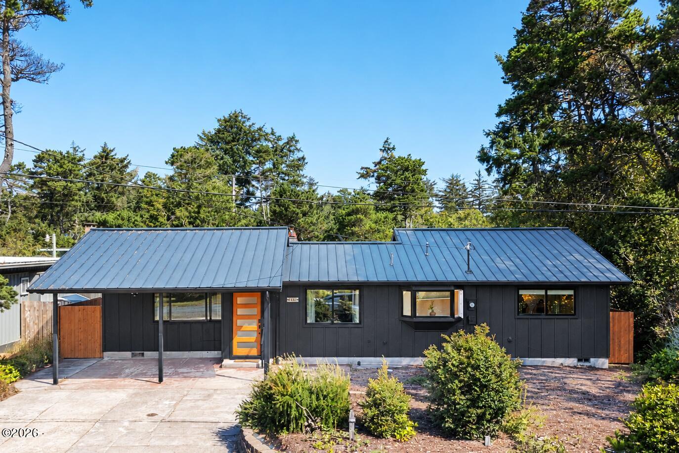 5850 Jasmine Avenue