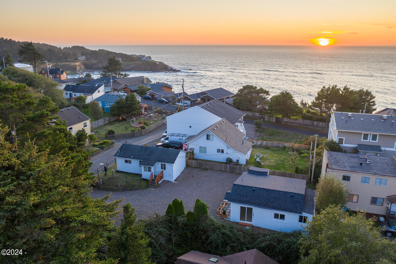 21+25 Hawkins Street