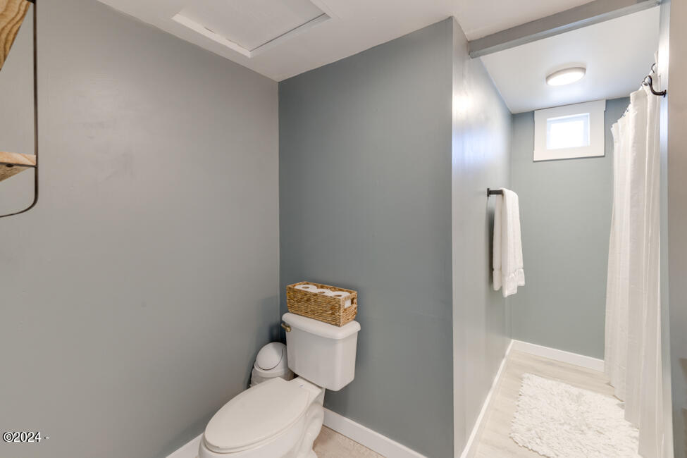 21+25 Hawkins Street