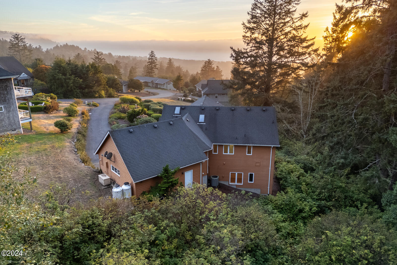 6605 Pacific Overlook