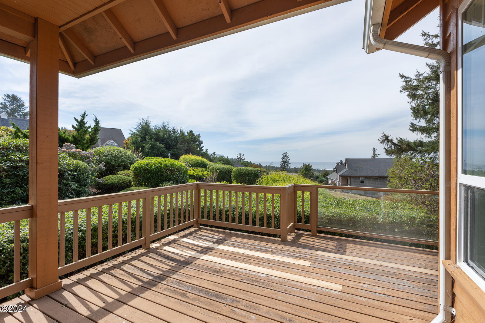 6605 Pacific Overlook