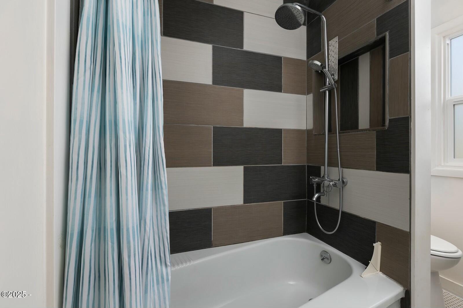 35075 Rueppell Avenue