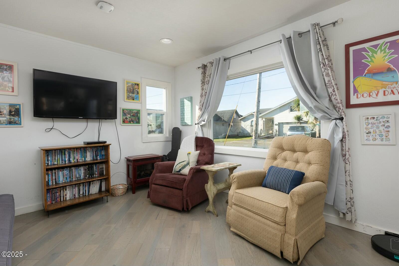 35075 Rueppell Avenue