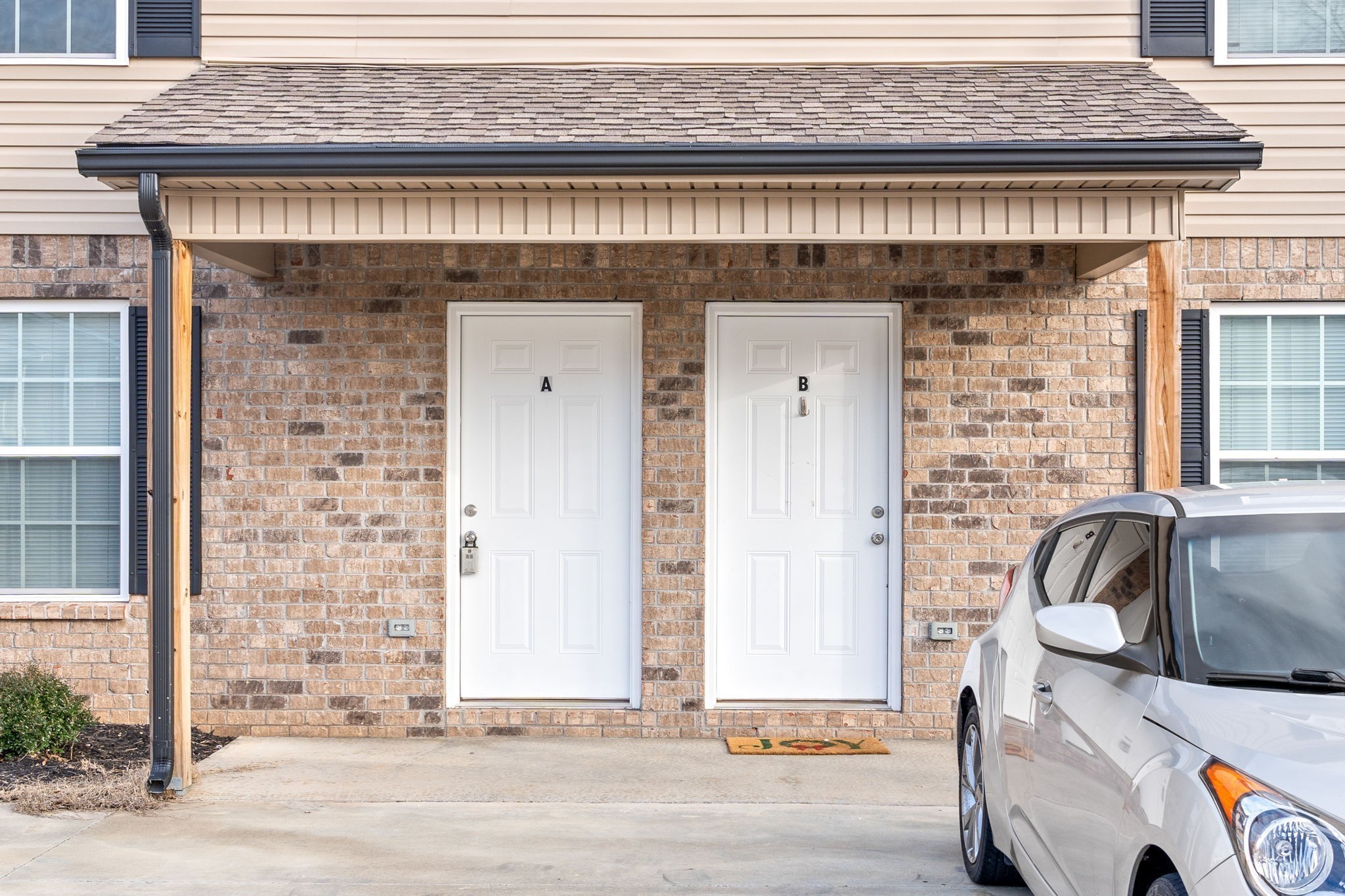 3277 Tower Dr Unit: F