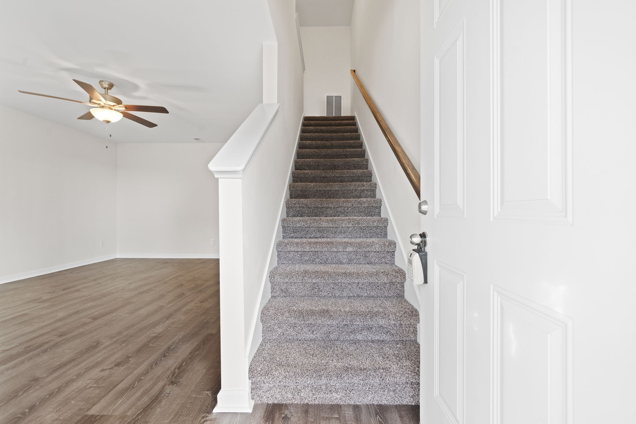 3277 Tower Dr Unit: F