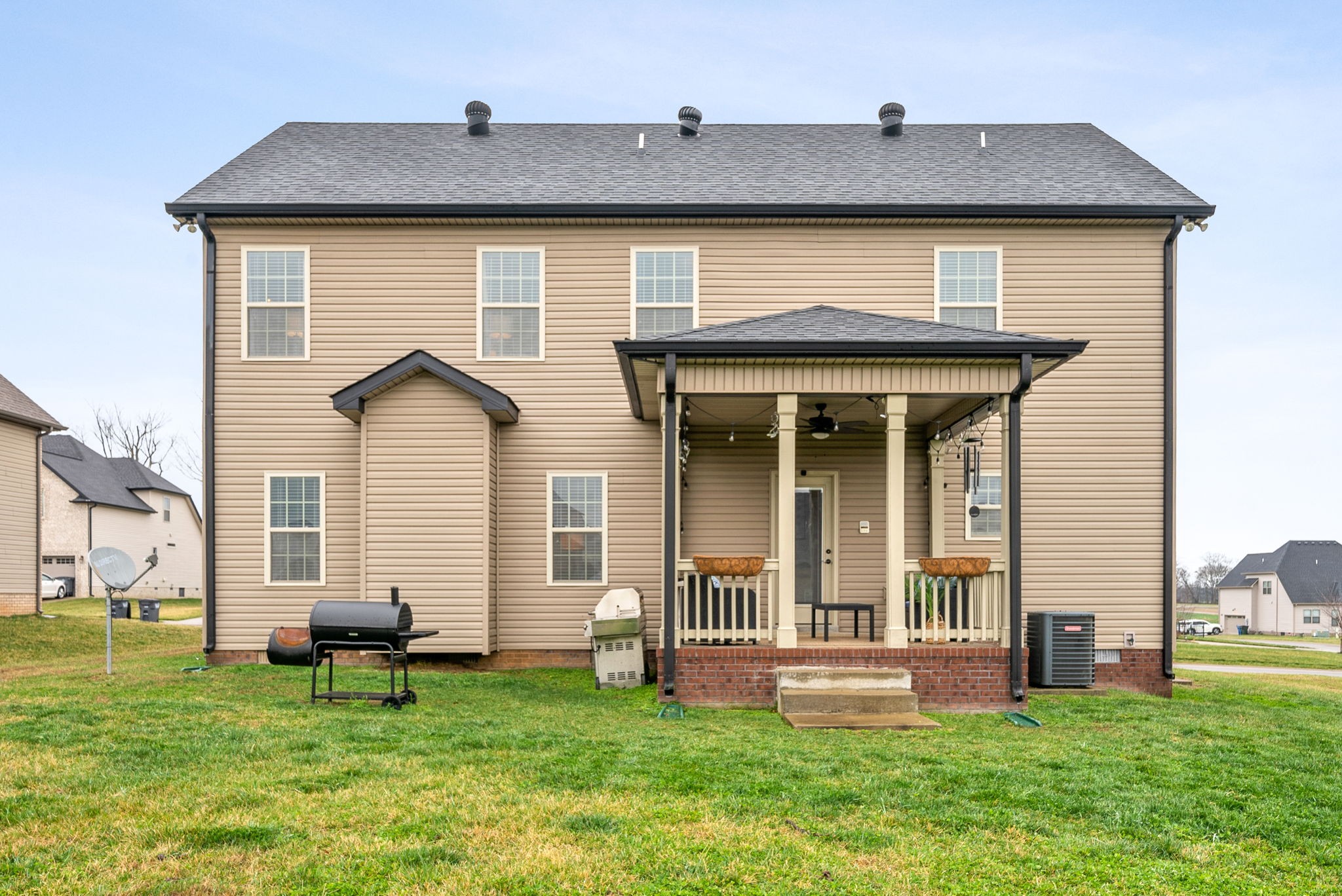 1156 Upland Ter