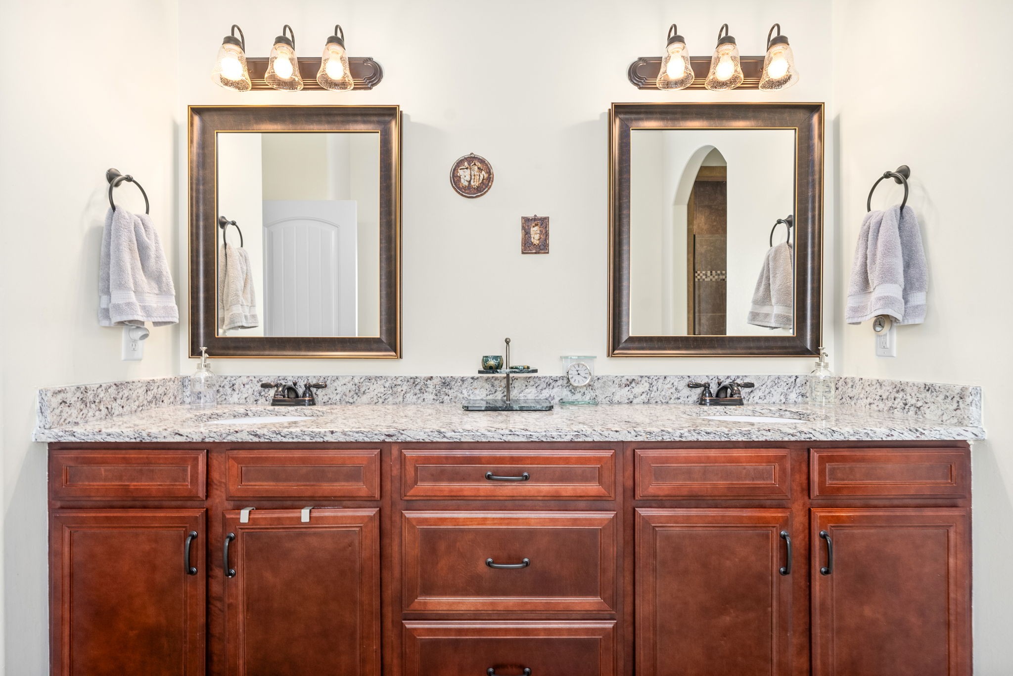 3153 Carrie Taylor Cir