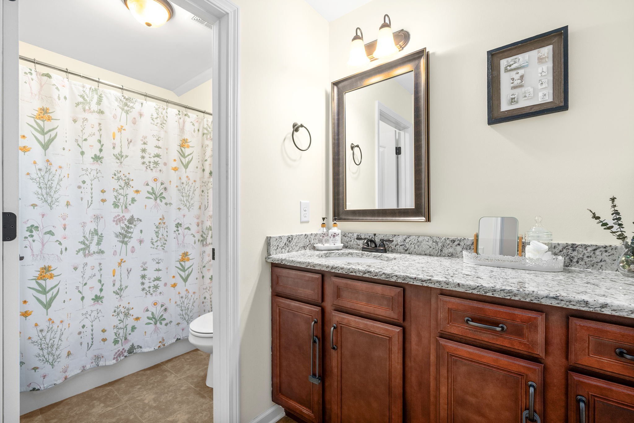 3153 Carrie Taylor Cir