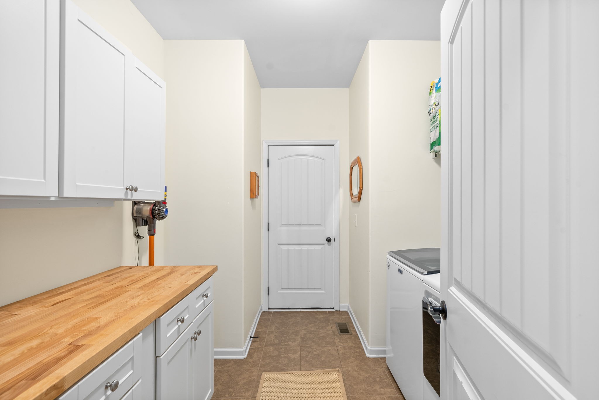 3153 Carrie Taylor Cir