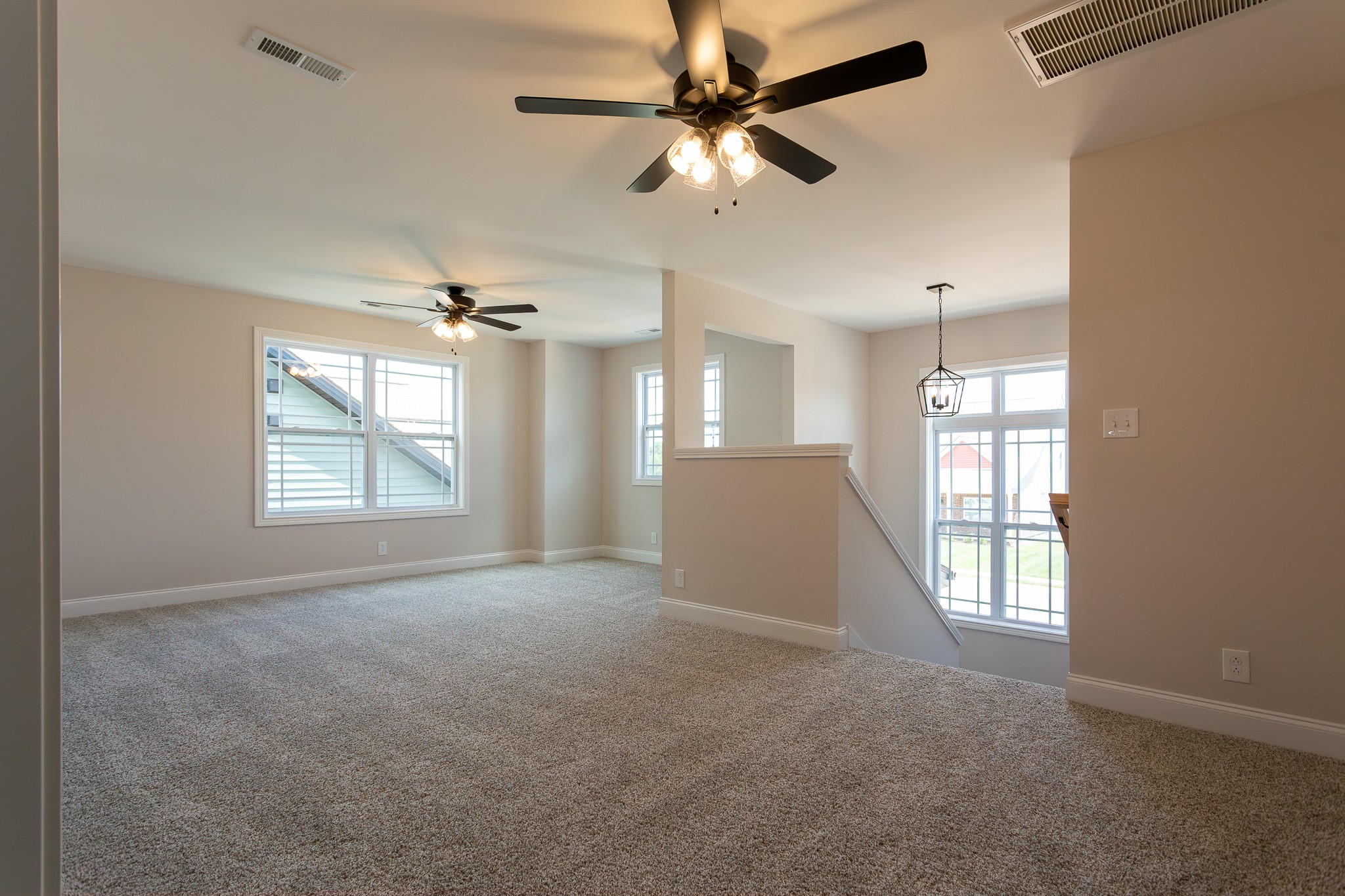 3265 Thistle Trce