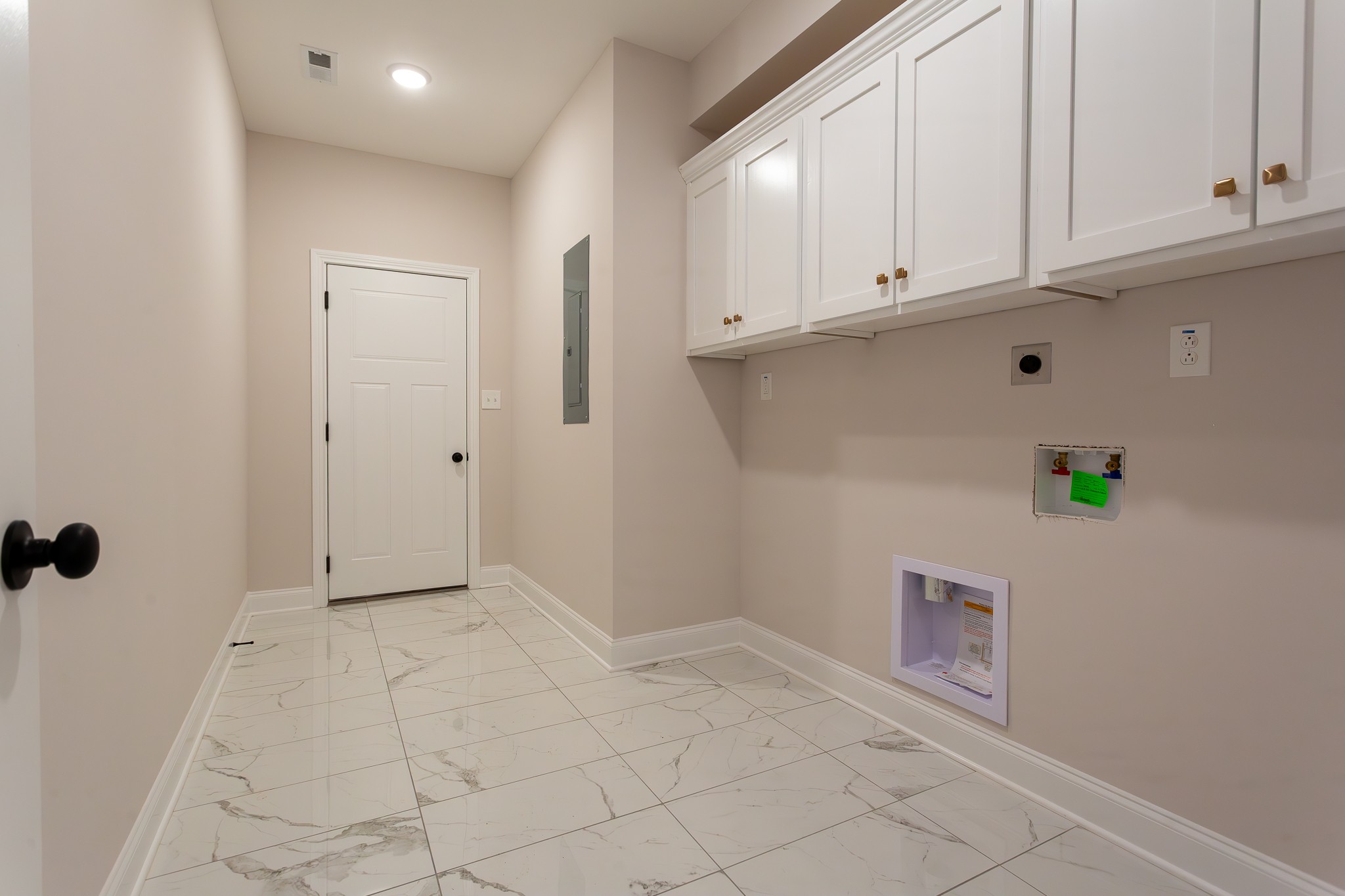 3265 Thistle Trce