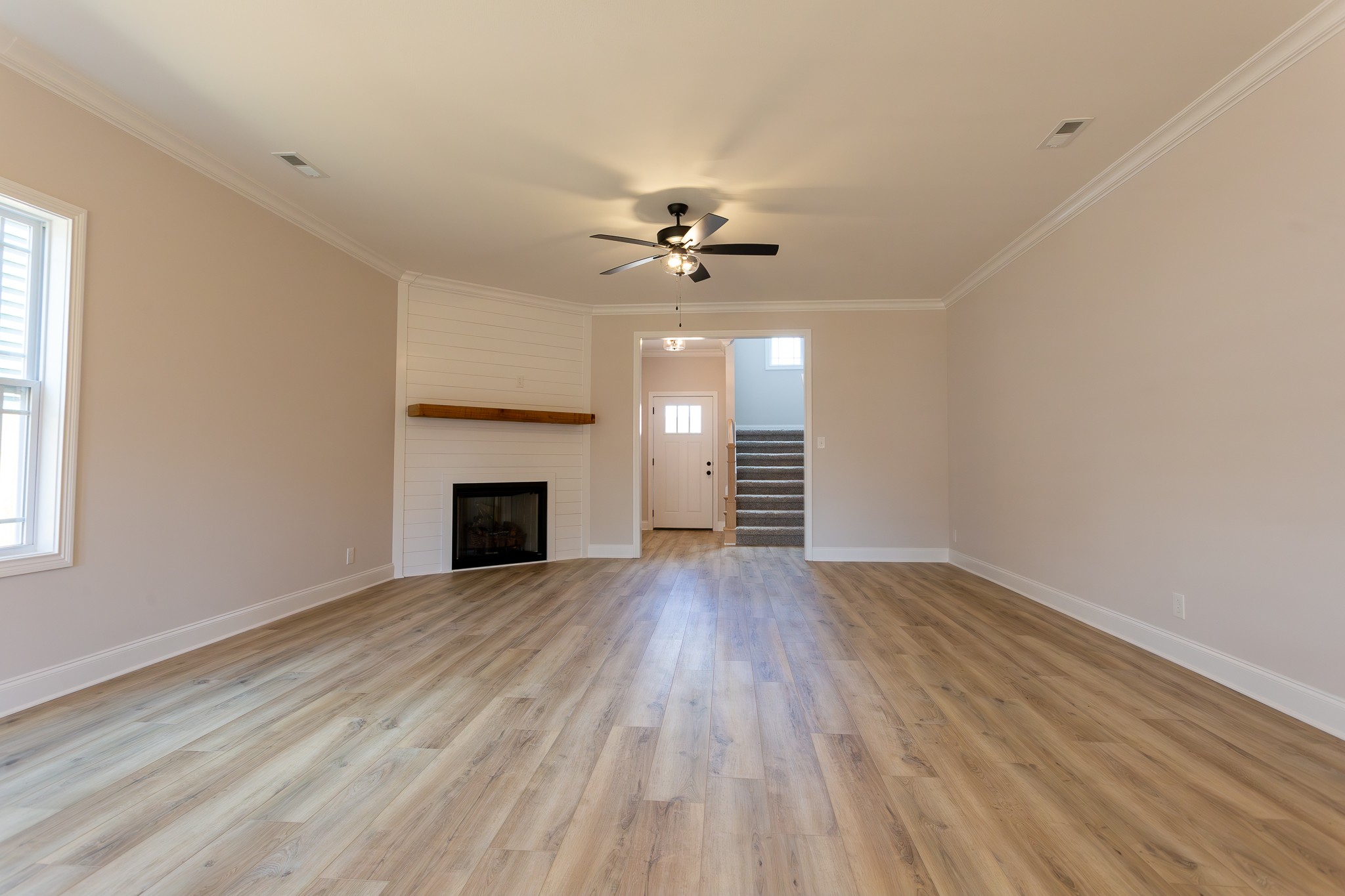 3265 Thistle Trce
