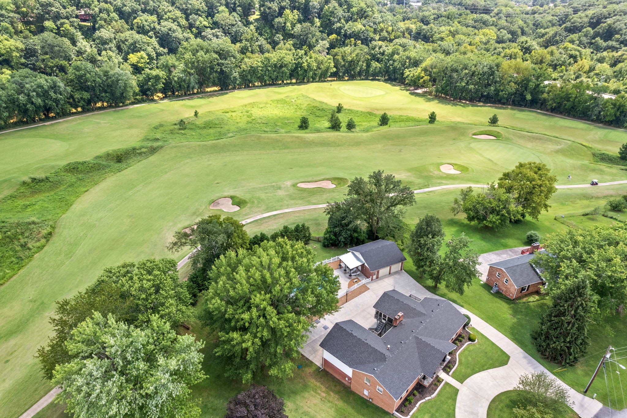 415 Rivermont Dr