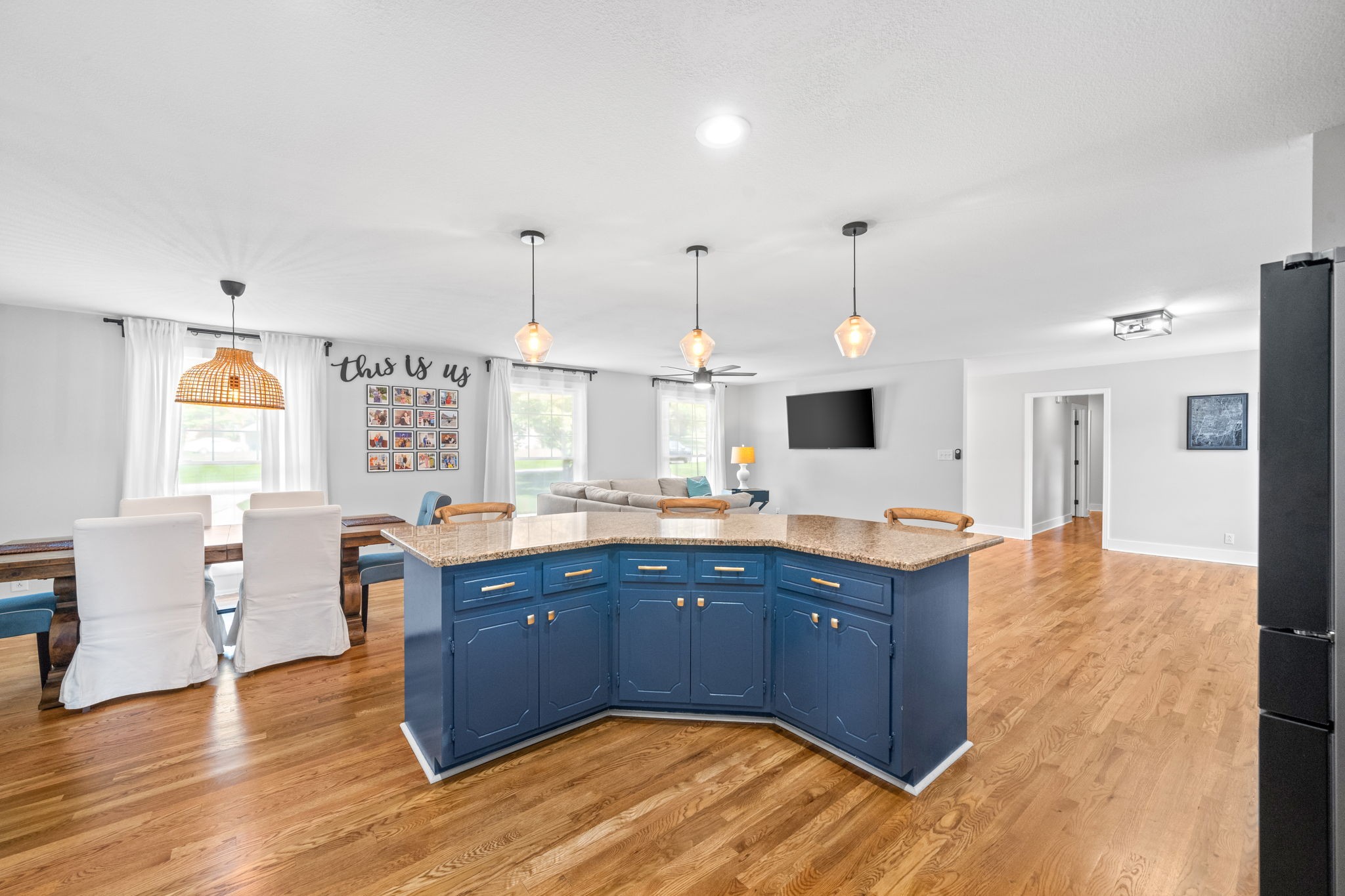 415 Rivermont Dr