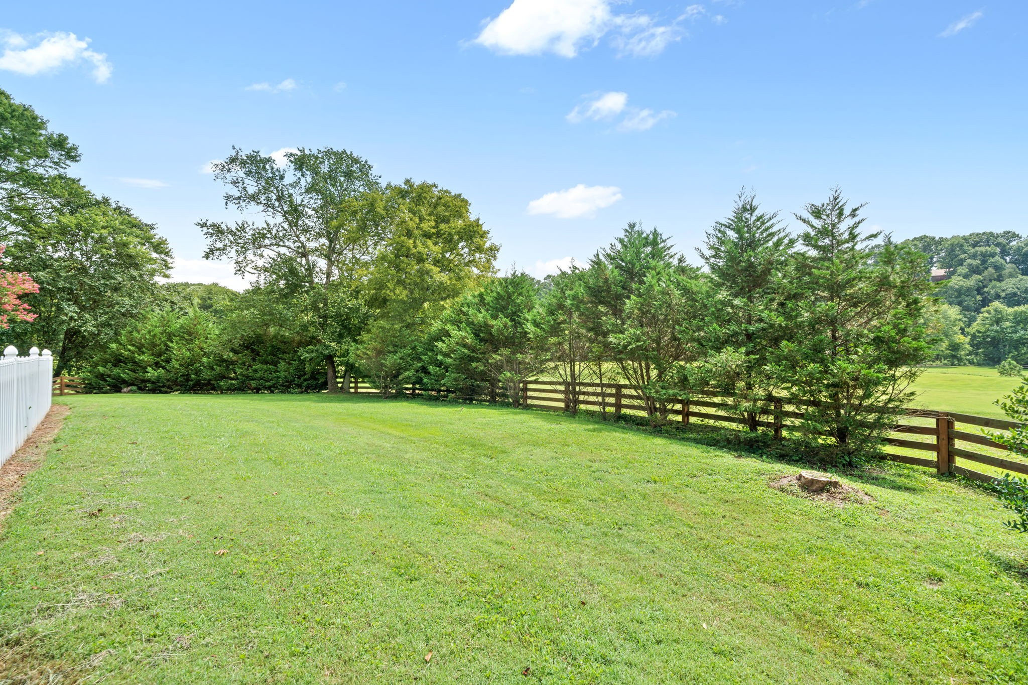 415 Rivermont Dr