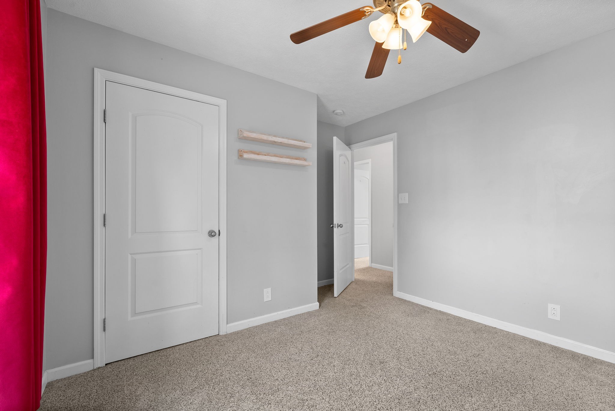 1549 Apache Way