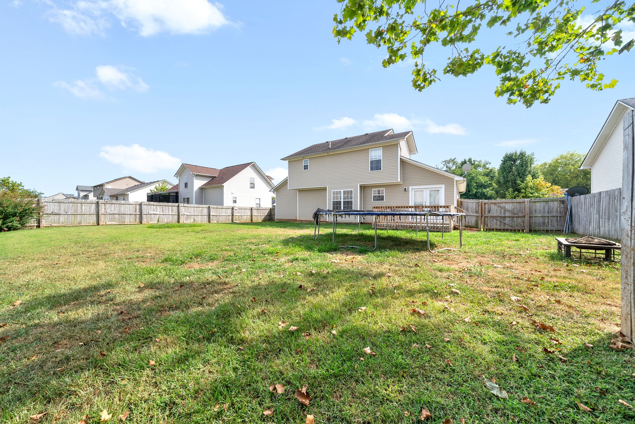 1549 Apache Way