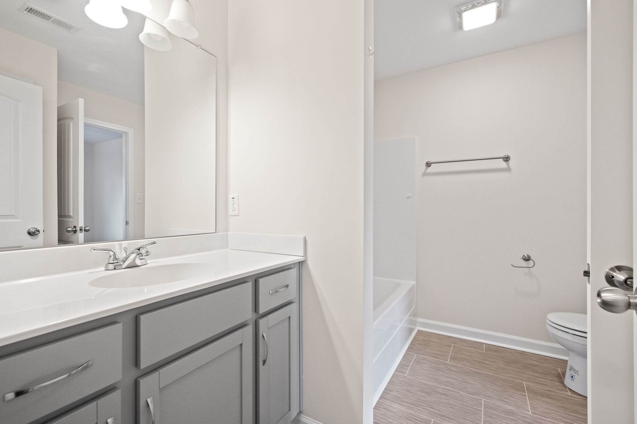 3277 Tower Dr Unit: C