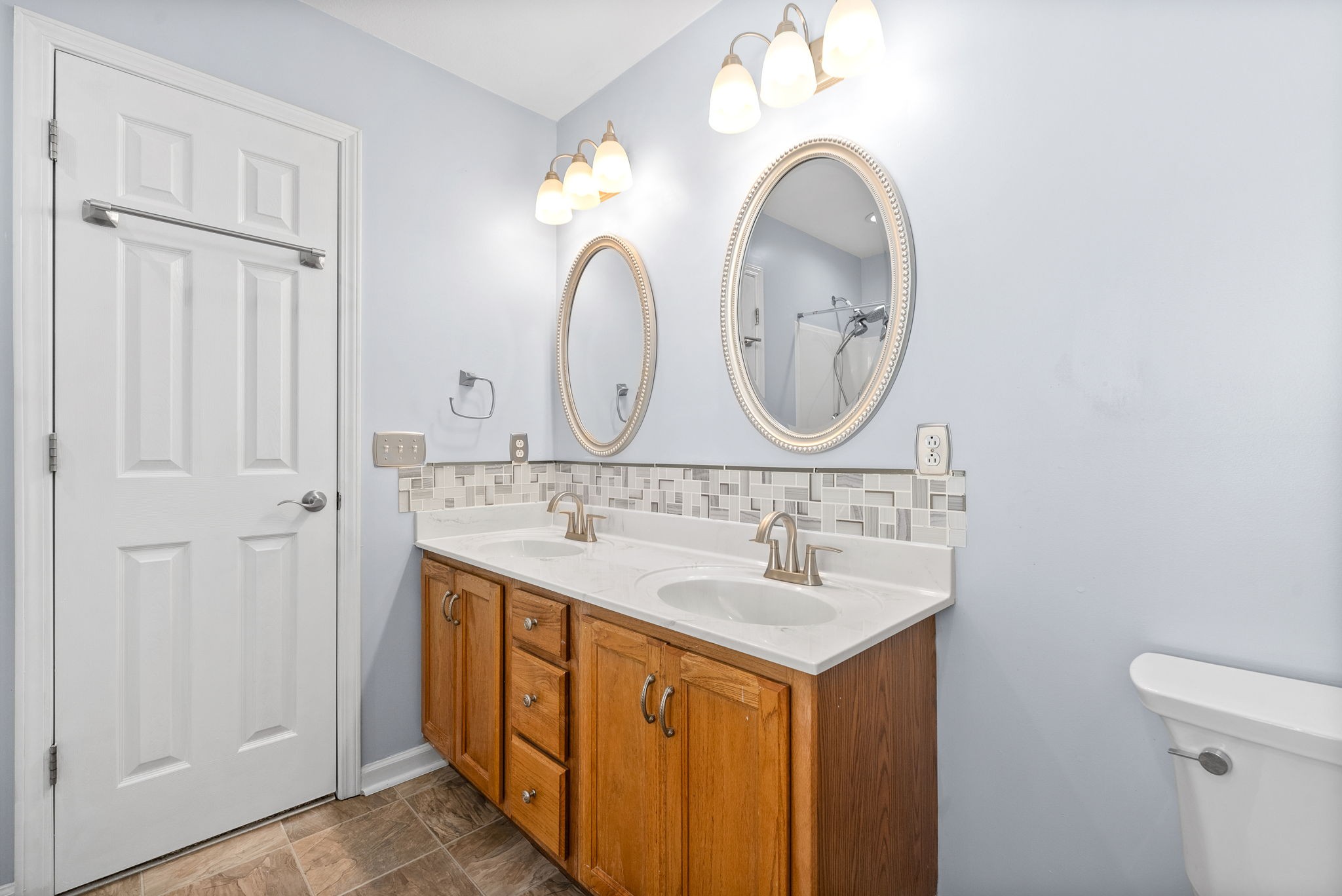 1544 Cedar Springs Cir