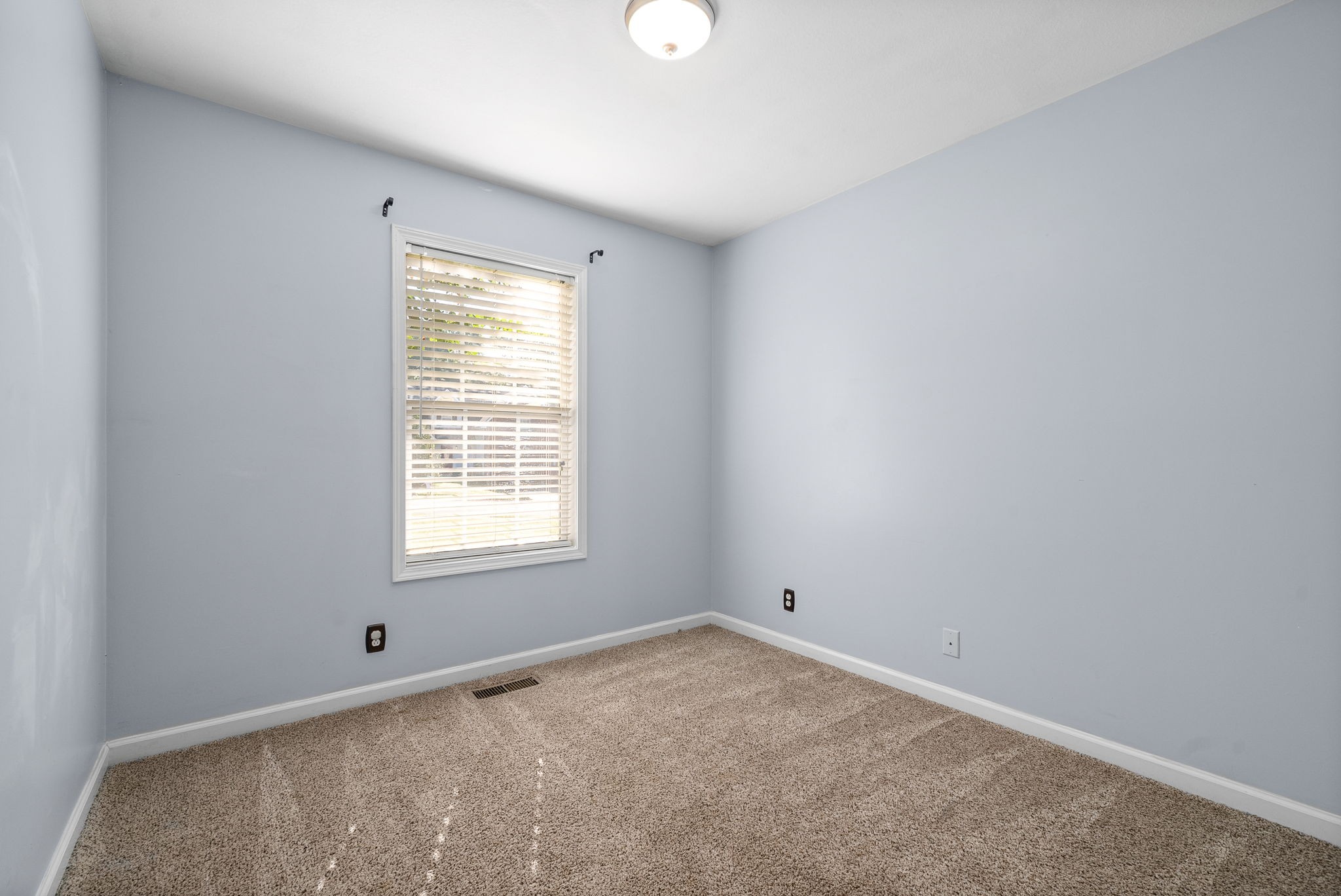 1544 Cedar Springs Cir