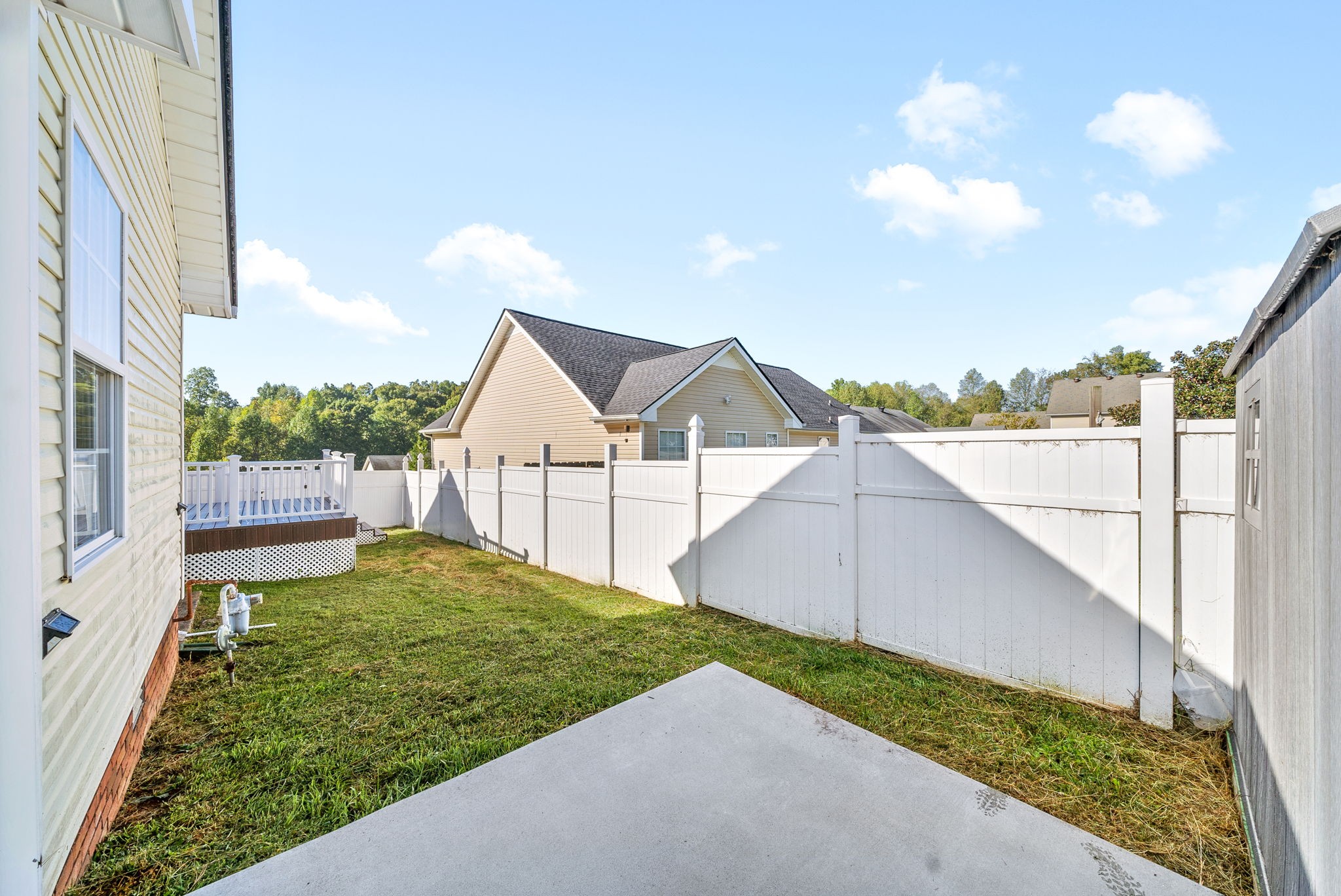 1544 Cedar Springs Cir