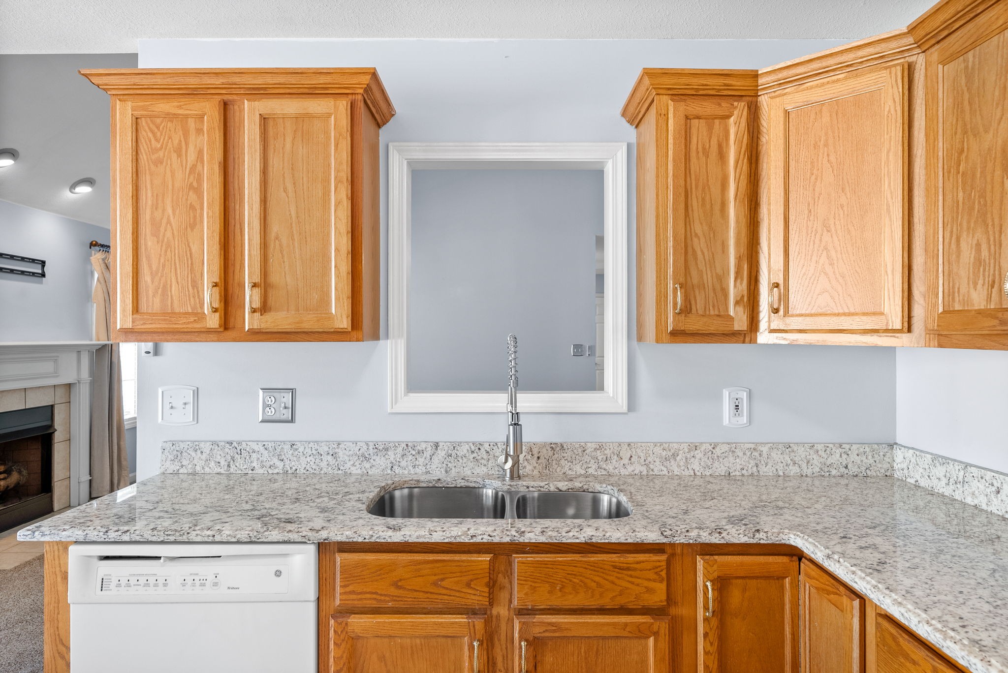 1544 Cedar Springs Cir