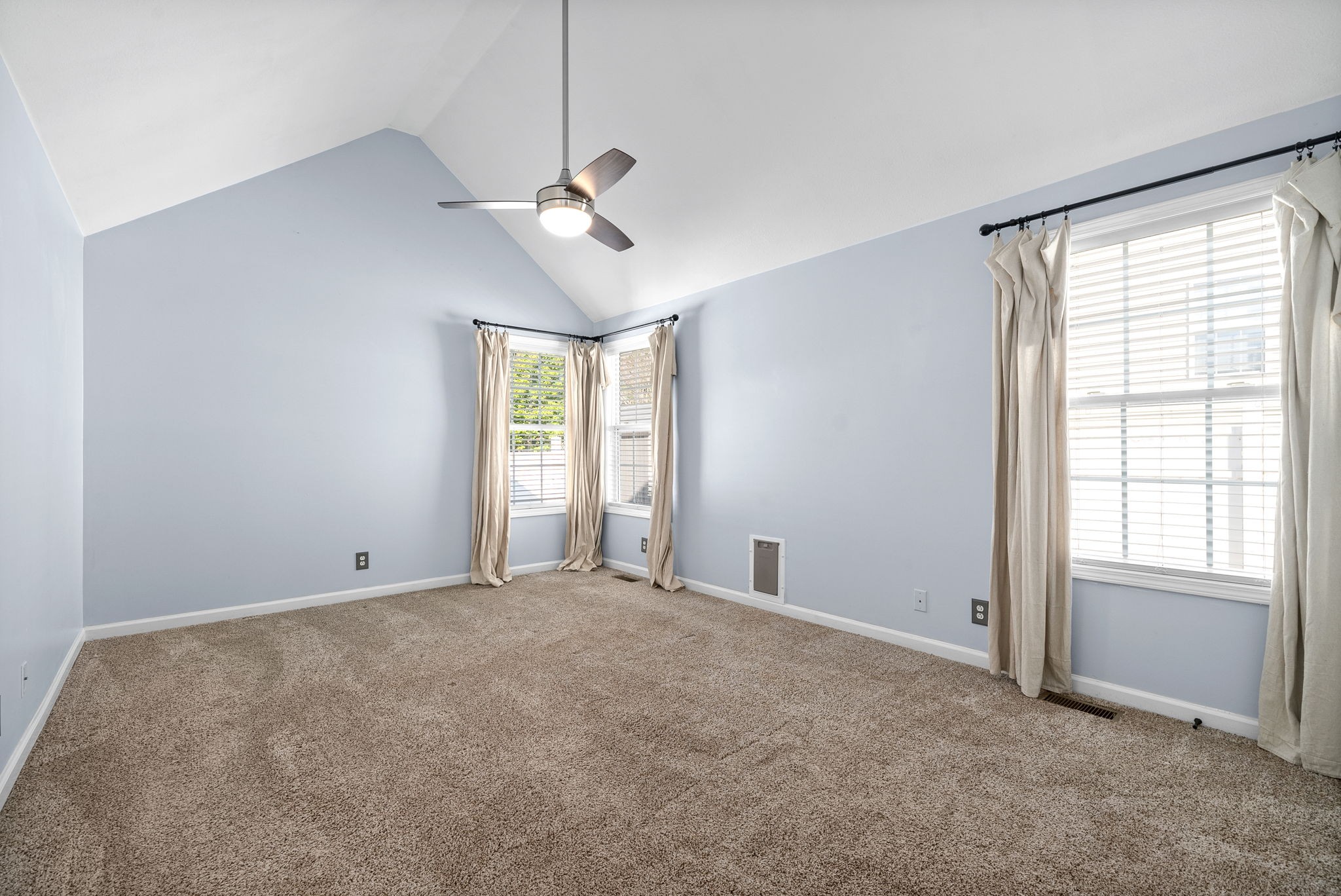 1544 Cedar Springs Cir